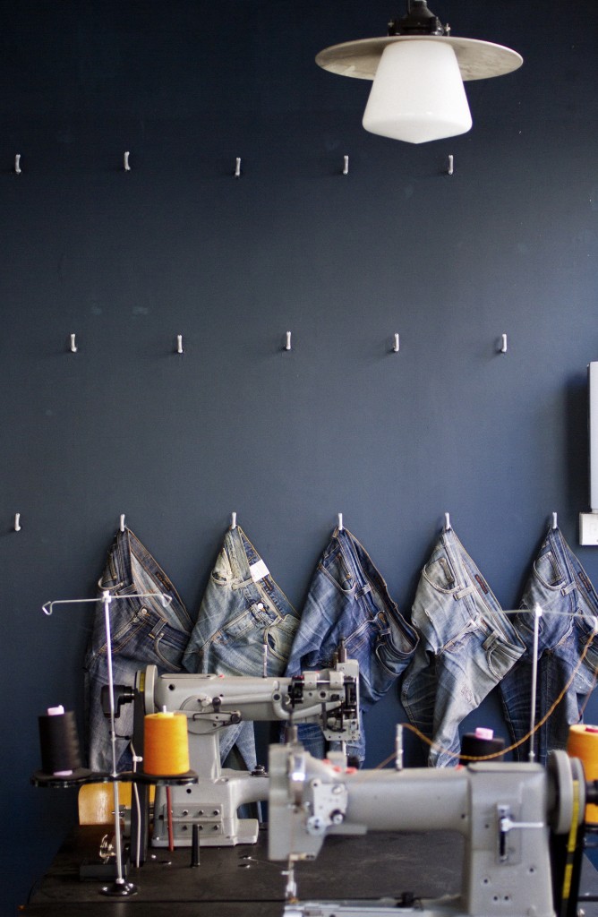 London Cool Shop Find: Nudie Jeans Repair Shop | meltingbutter.com