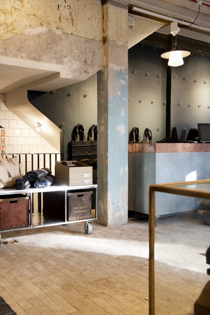 London Cool Shop Find: Nudie Jeans Repair Shop | meltingbutter.com