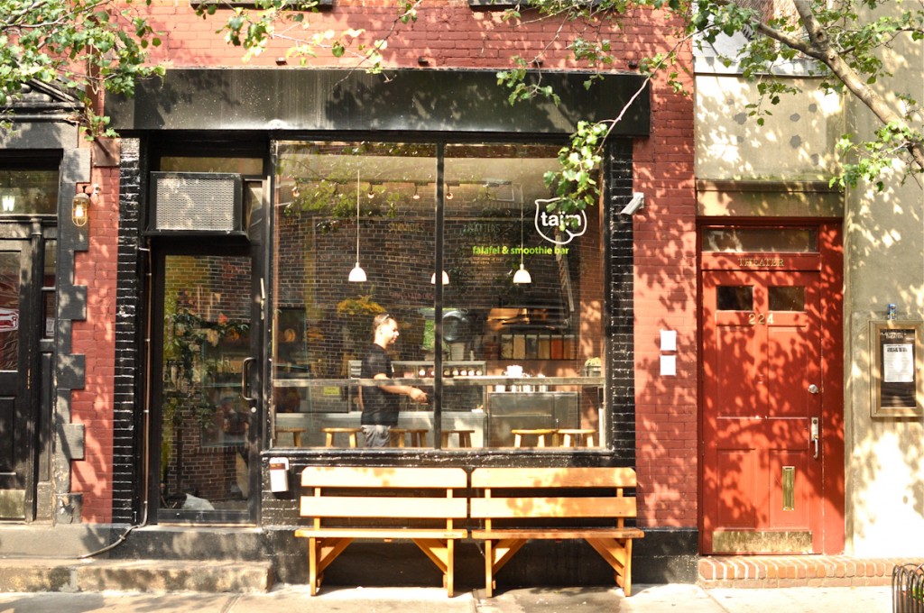 NYC HOTSPOT FIND: TAÃM FALAFEL & SMOOTHIE BAR | meltingbutter.com