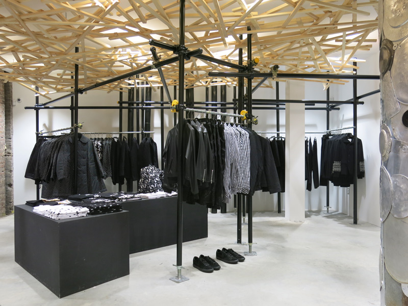 NYC HOTSPOT FIND: DOVER STREET MARKET NEW YORK | meltingbutter.com