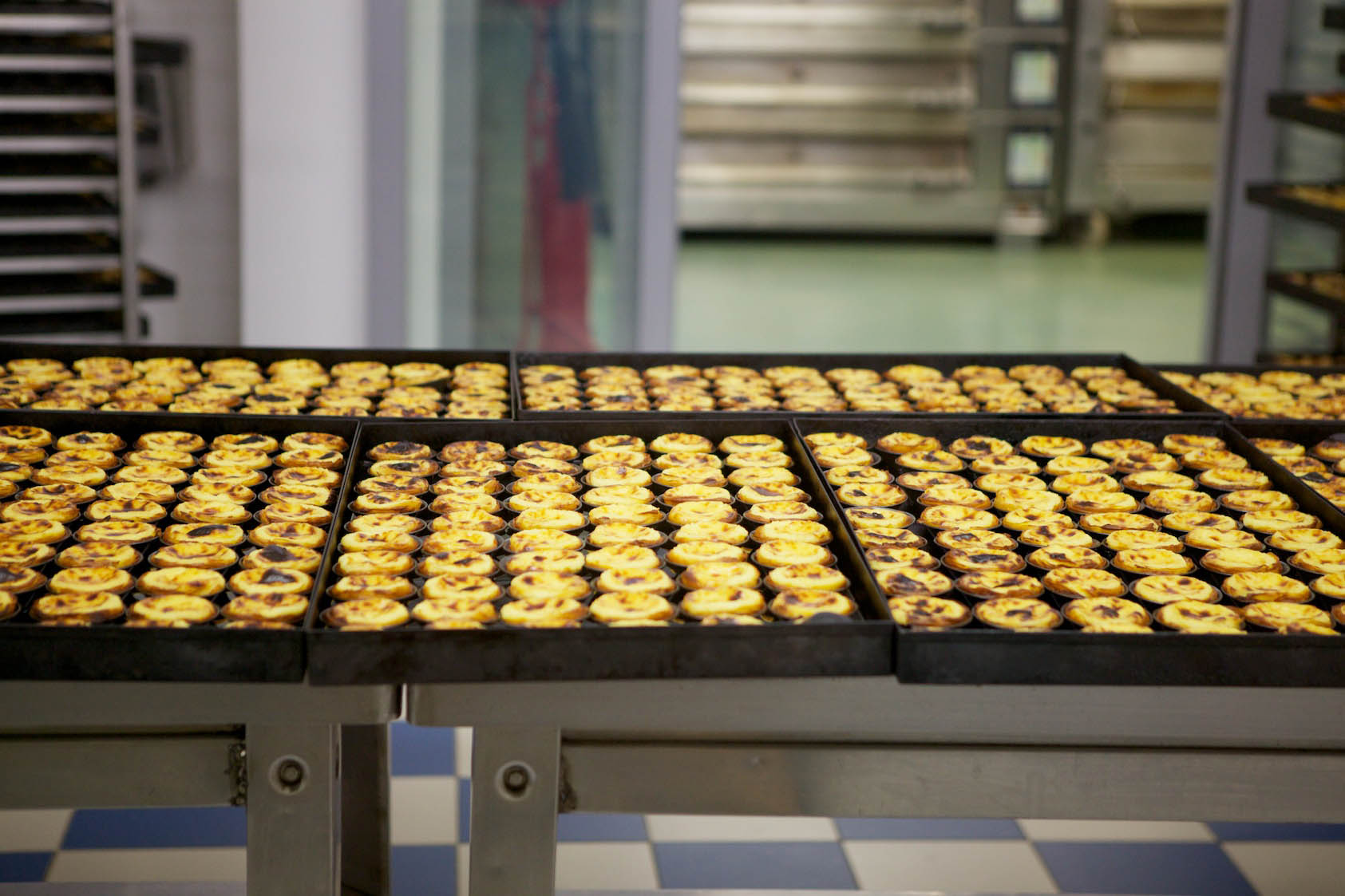 Lisbon Food Find: Pastéis de Belém | meltingbutter.com