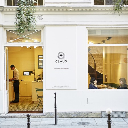 Claus Paris | meltingbutter.com Cafe Hotspot