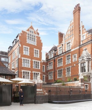 Chiltern Firehouse London - meltingbutter.com Hotel Hotspot